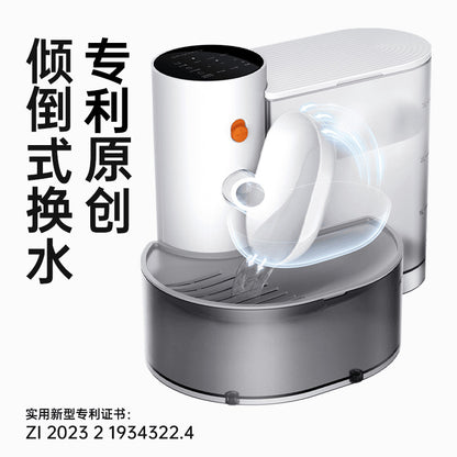 Pet gravity dumping cat drinking fountain flowing water rechargeable automatic water feeder pet dog drinking fountain