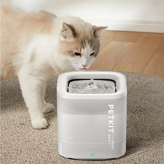 スマート自動給水器™｜LEDライト付き 静音ポンプ ろ過フィルター 犬猫用循環式給水器